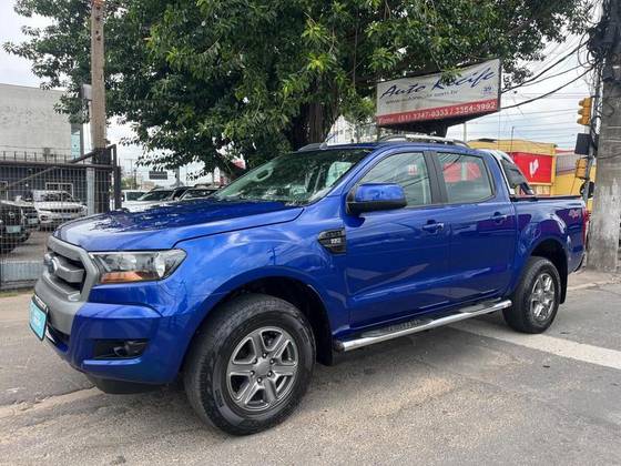 FORD RANGER 2.2 XLS 4X4 CD 16V DIESEL 4P AUTOMÁTICO FORD RANGER 2.2 XLS 4X4 CD 16V DIESEL 4P AUTOMÁTICO